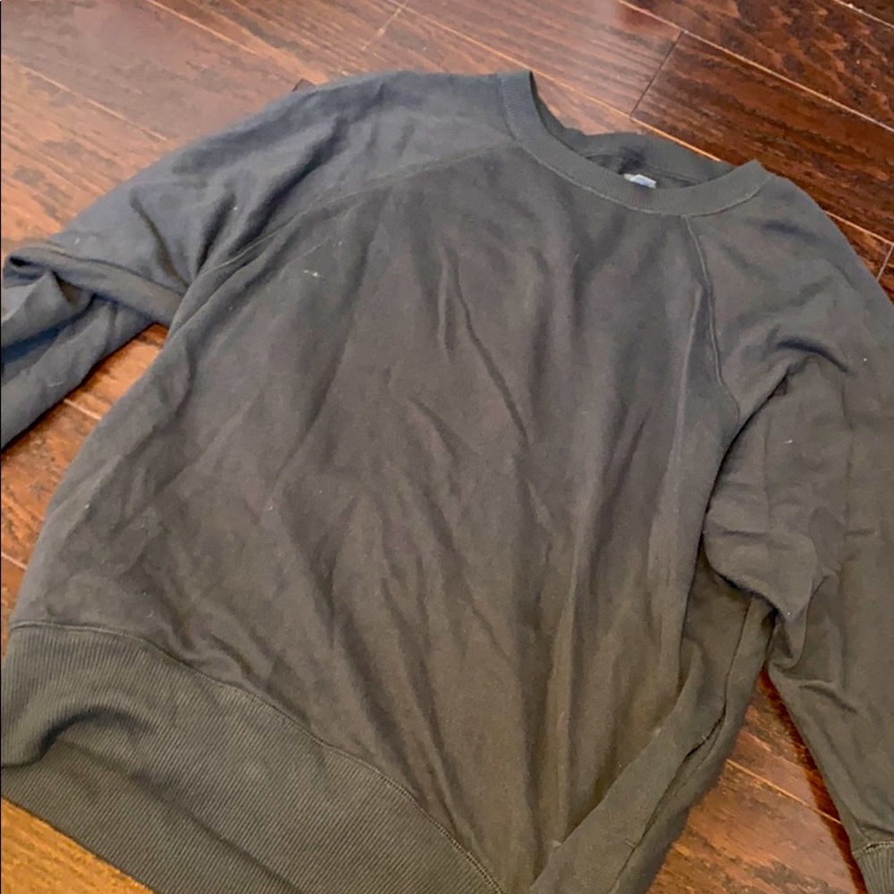 Pullover sweatshirt